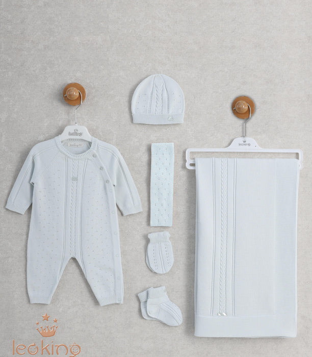 Akiva Newborn Set